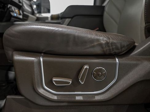 Used 2019 Ford F250 Limited w/ FX4 Off-Road Package image 33