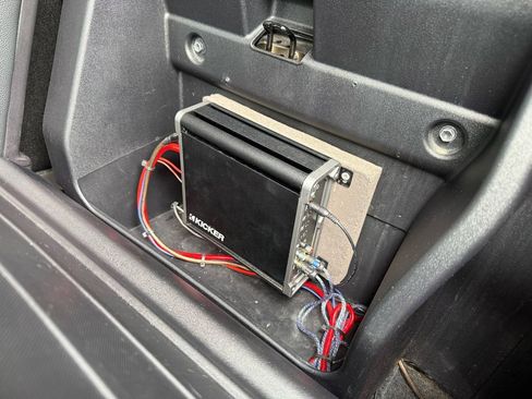 Used 2017 Toyota Tacoma TRD Off-Road w/ Premium & Technology Package image 13