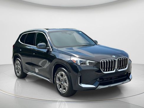 New 2026 BMW X1 xDrive28i w/ Convenience Package AWD/4WD image 3