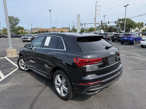 Used 2023 Audi Q3 2.0T Premium Plus w/ Premium Plus Package AWD/4WD image 3