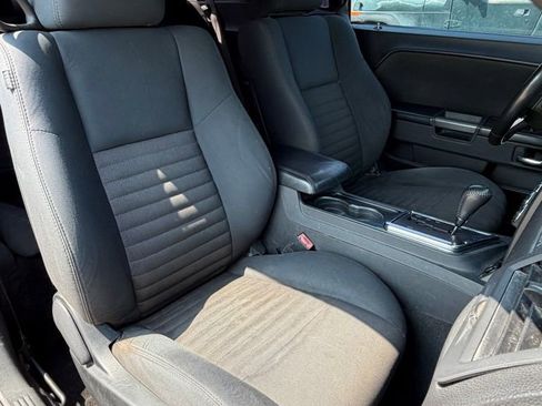 Used 2012 Dodge Challenger R/T RWD image 22