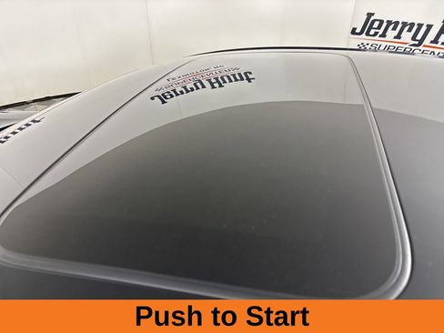 Used 2023 Honda Accord Touring image 9