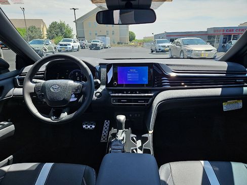 Certified 2026 Toyota Camry SE FWD image 10