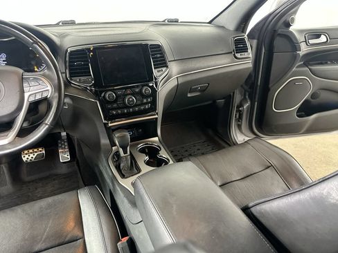 Used 2019 Jeep Grand Cherokee High Altitude AWD/4WD image 19
