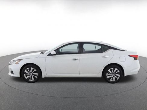 Used 2023 Nissan Altima 2.5 S FWD image 4