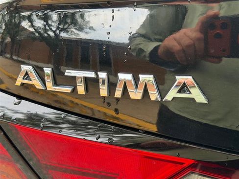 Used 2019 Nissan Altima 2.5 SV AWD/4WD image 17