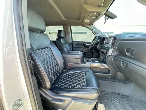 Used 2022 Chevrolet Silverado 1500 LT Trail Boss w/ Safety Package AWD/4WD image 27
