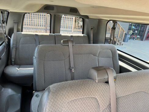 Used 2017 Chevrolet Express 3500 LT w/ LT Preferred Equipment Group RWD image 29