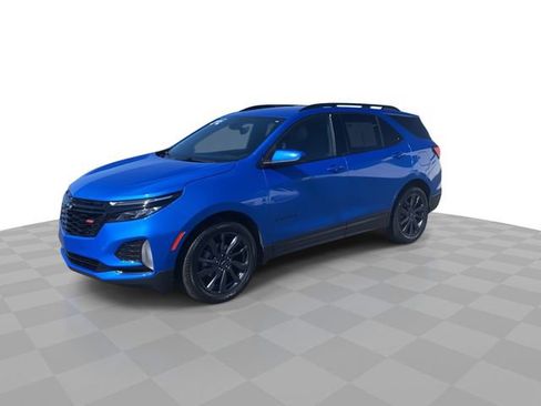 Certified 2024 Chevrolet Equinox RS FWD image 4
