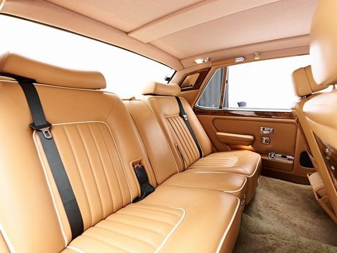 Used 1990 Rolls-Royce Silver Spur image 62