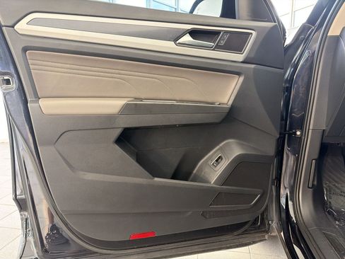 Used 2023 Volkswagen Atlas SEL R-Line AWD/4WD image 26