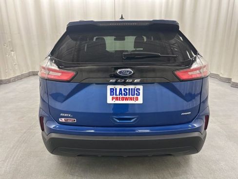 Used 2022 Ford Edge SEL w/ Sport Appearance Package image 5