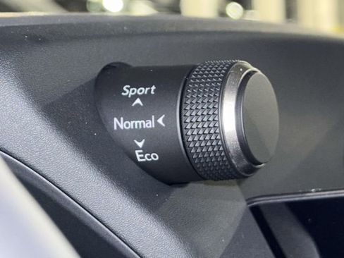 New 2025 Lexus UX 300h AWD image 17