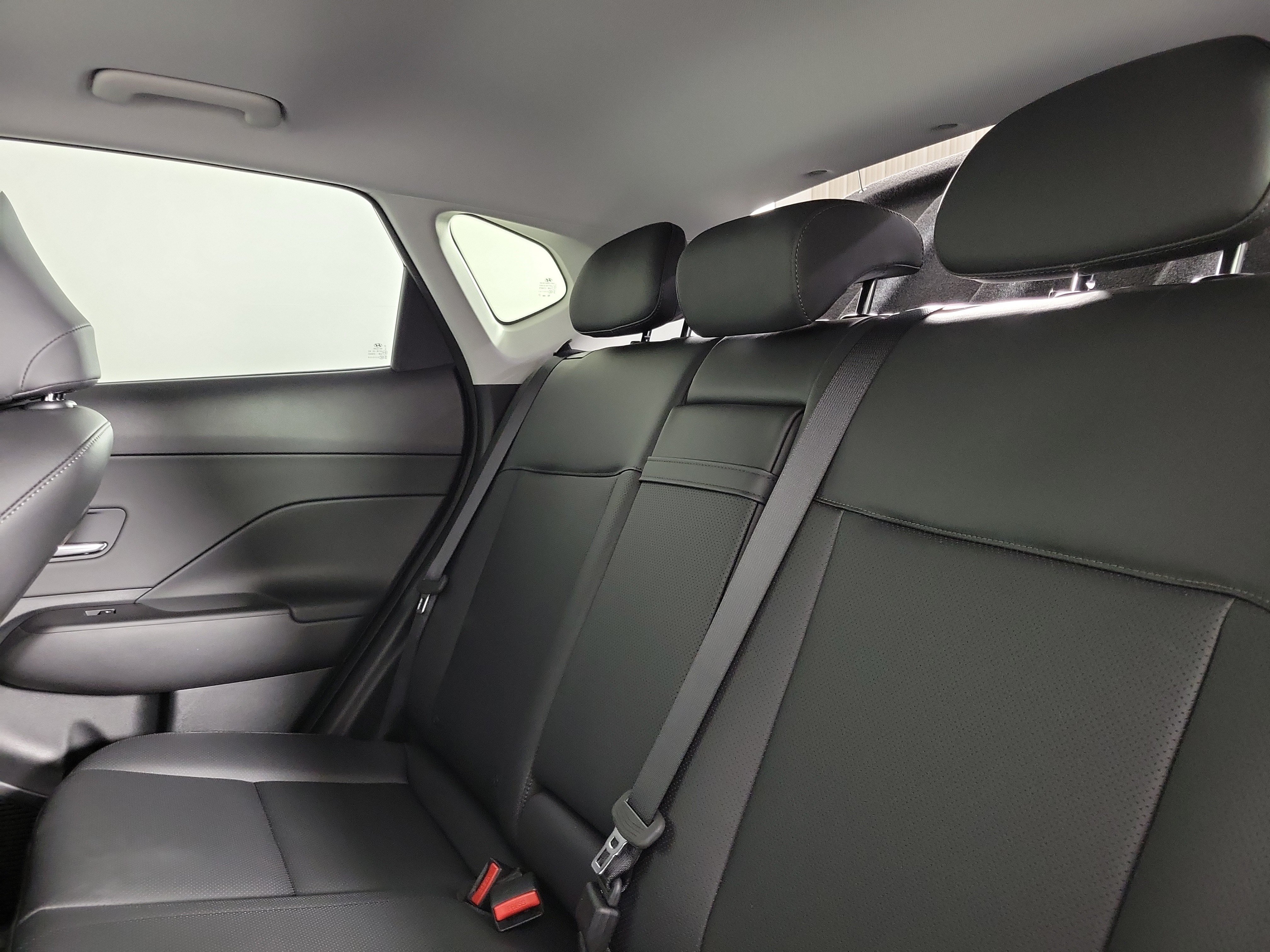 New 2026 Hyundai Kona Limited AWD/4WD image 31