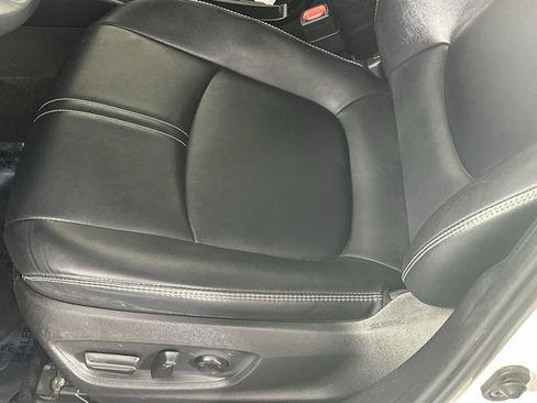 Used 2022 Toyota Corolla XLE image 12