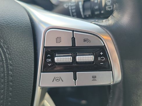 Used 2024 Kia Telluride S FWD image 21