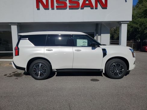 New 2026 Nissan Armada Platinum image 2