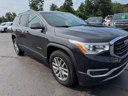 Used 2017 GMC Acadia SLE AWD/4WD image 12