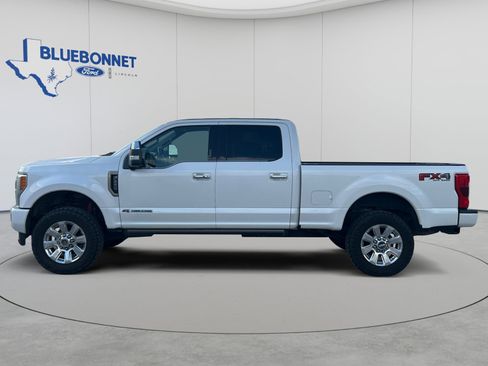 Used 2017 Ford F250 Platinum w/ Platinum Ultimate Package AWD/4WD image 8