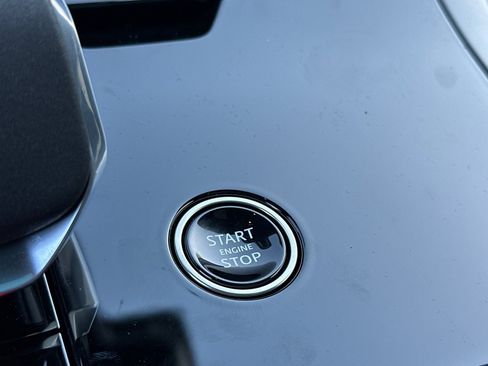 New 2026 Land Rover Range Rover Sport SE image 22