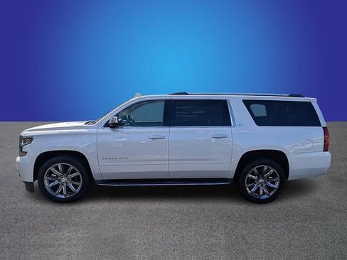Used 2016 Chevrolet Suburban LTZ image 2