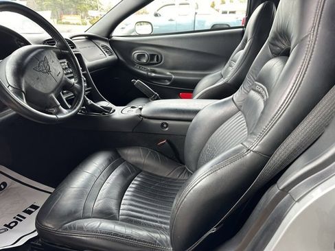 Used 2003 Chevrolet Corvette Convertible w/ Preferred Equipment Group1 image 9