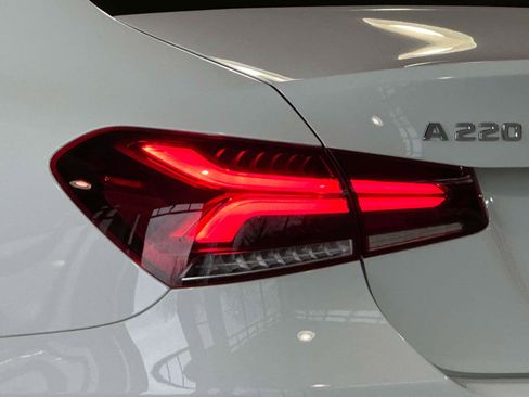 Certified 2022 Mercedes-Benz A 220 4MATIC image 8