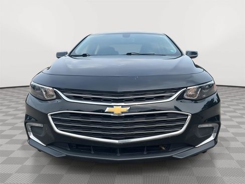 Used 2018 Chevrolet Malibu LT FWD image 16