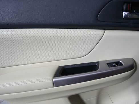 Used 2015 Subaru Crosstrek 2.0i Limited image 11