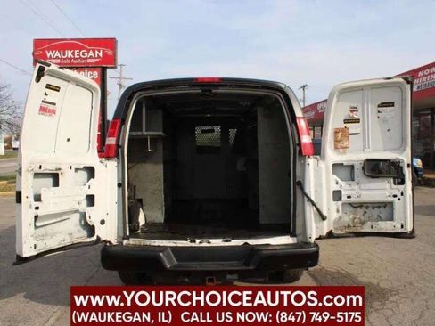 Used 2018 GMC Savana 3500 w/ Driver Convenience Package image 11