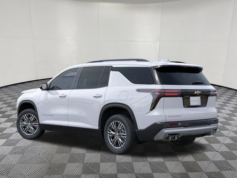 New 2026 Chevrolet Traverse LT w/ Driver Confidence Package image 3