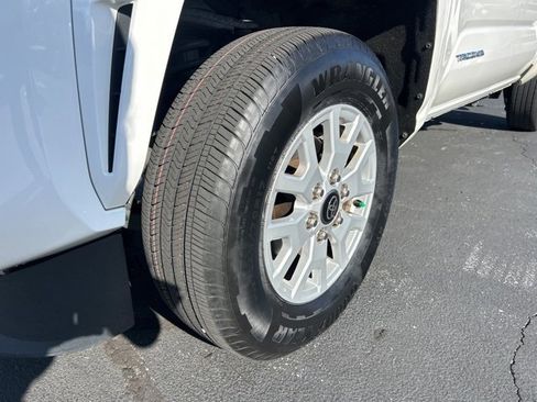 Used 2024 Toyota Tacoma SR5 image 12