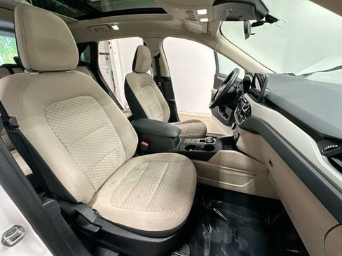 Used 2020 Ford Escape SE AWD/4WD image 23
