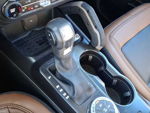 Used 2024 Ford Bronco Outer Banks image 22