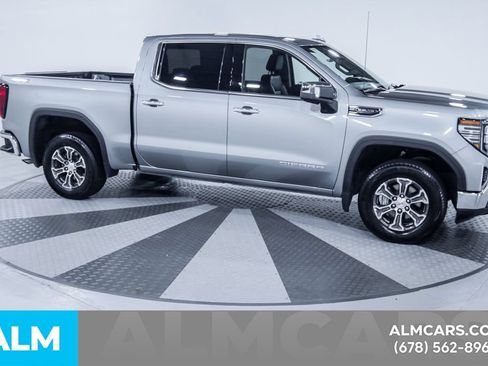 Used 2026 GMC Sierra 1500 SLT AWD/4WD image 11