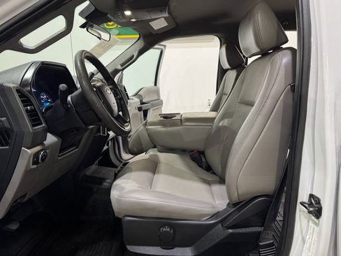 Used 2021 Ford F250 XL w/ Power Equipment Group image 12