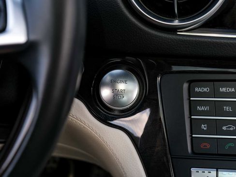 Used 2017 Mercedes-Benz SL 450 image 18