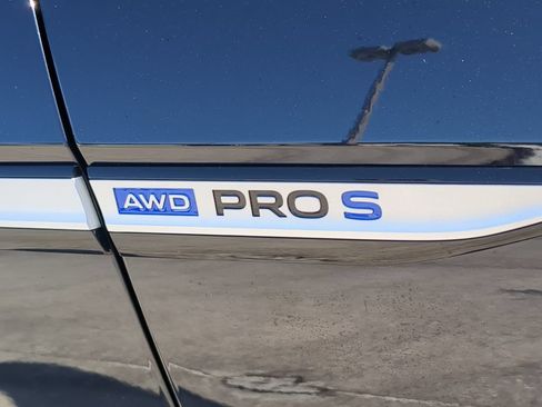 Certified 2023 Volkswagen ID.4 Pro S AWD/4WD image 12