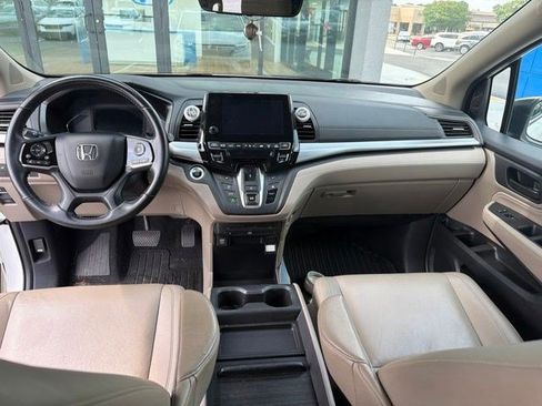Used 2018 Honda Odyssey Touring image 14