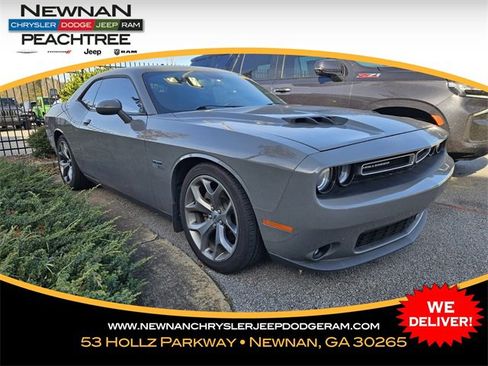 Used 2017 Dodge Challenger R/T Plus image 1
