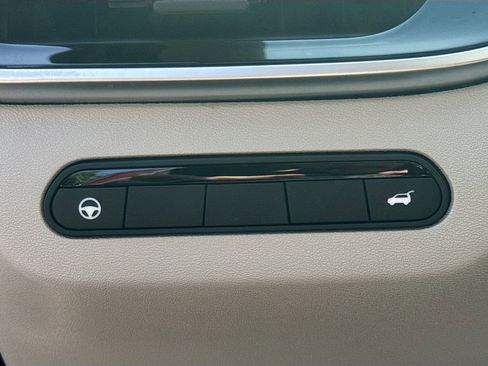 Certified 2026 INFINITI QX60 Luxe w/ Cargo Package image 11