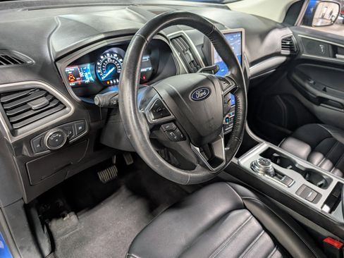 Used 2022 Ford Edge SEL image 10