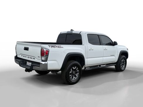 Used 2022 Toyota Tacoma TRD Off-Road image 5