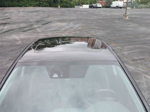 Used 2017 Honda Accord Touring image 16