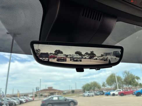 Used 2025 Chevrolet Tahoe High Country RWD image 41