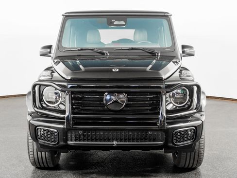 Used 2025 Mercedes-Benz G 550 G 550 image 22