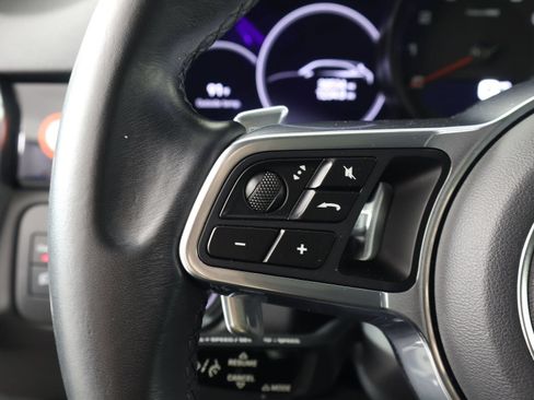 Certified 2023 Porsche Cayenne AWD/4WD image 14