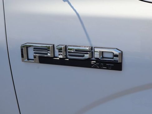 Used 2018 Ford F150 XLT w/ Equipment Group 302A Luxury AWD/4WD image 20
