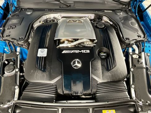 Used 2023 Mercedes-Benz SL 63 AMG 4MATIC w/ Driver Assistance Package image 28