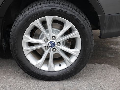 Used 2017 Ford Escape SE AWD/4WD image 26